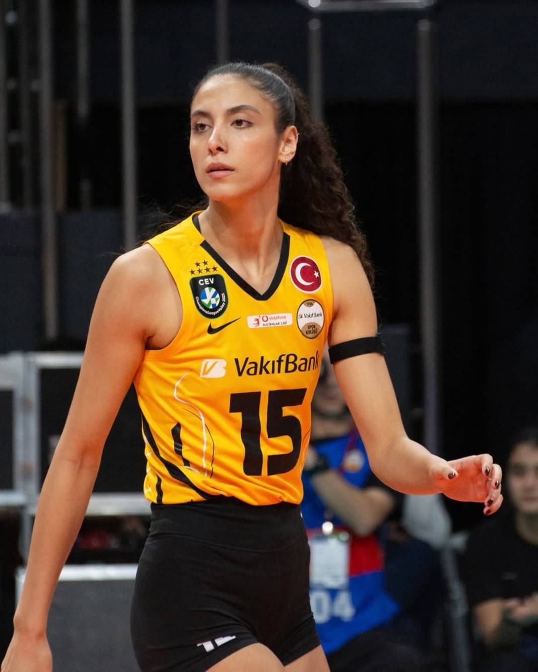 Zehra Güneş'in veliahtı Çin'de nefes kesti 3